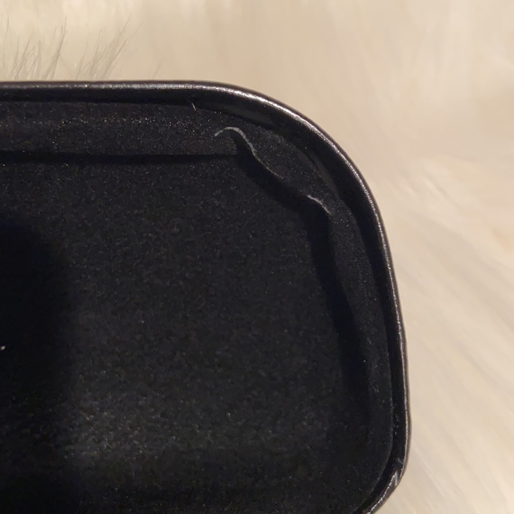 Coach Glass Case - Picture 5 of 5